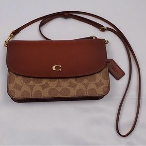 Hayden Crossbody In Signature Canvas